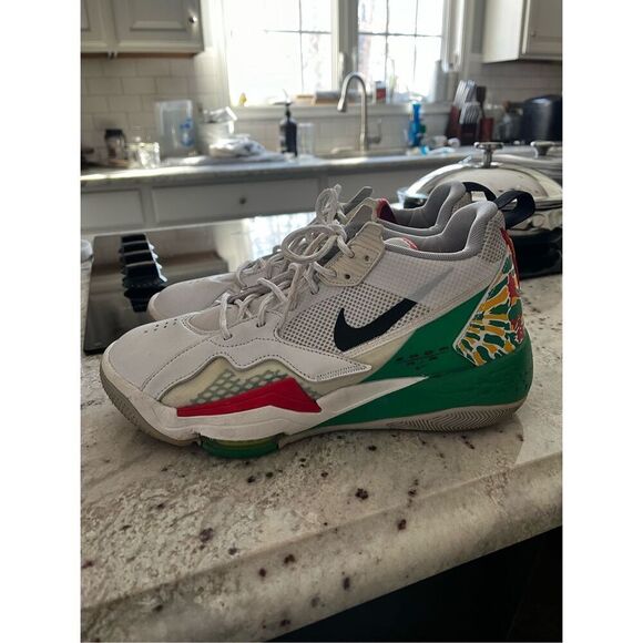 Nike Air Jordan Nike Zoom 92 Summit White Mens sz 9.5 EUC main image 6